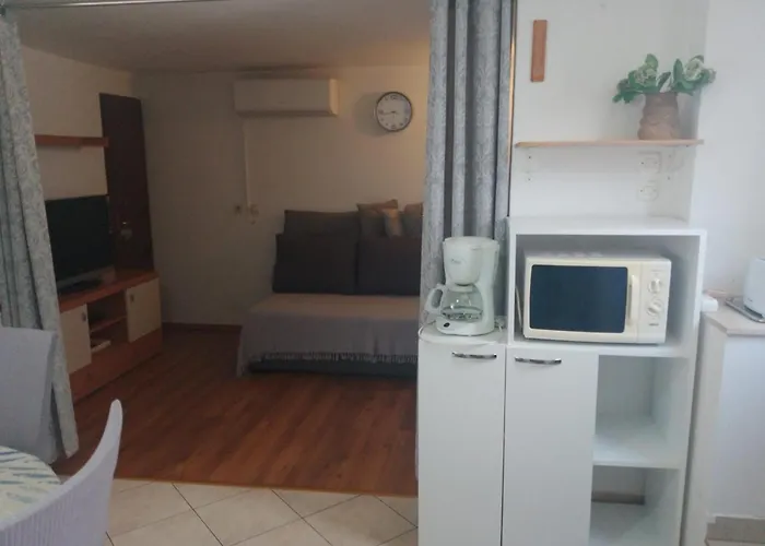 בית נופש Seaside House - 24531 Veli Iž